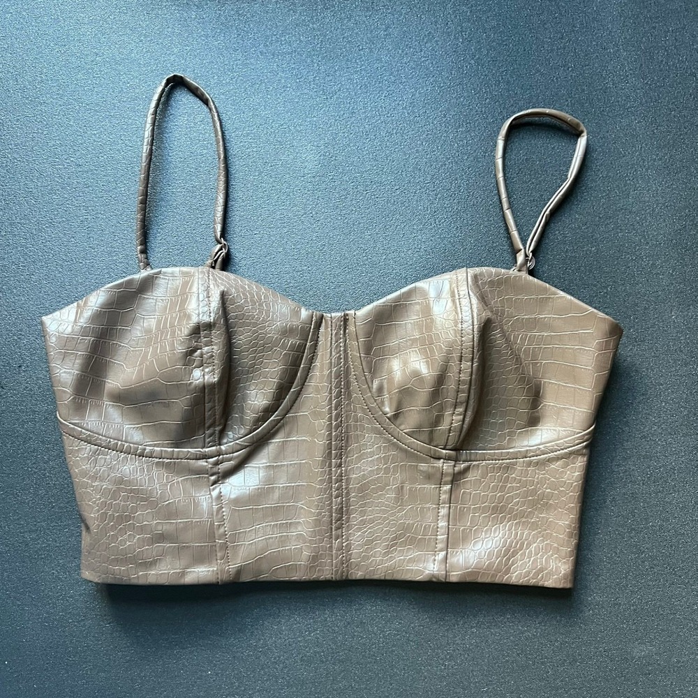 Express Body Contour Brown Croc Faux Leather Corset Crop Top M Layering Baddie